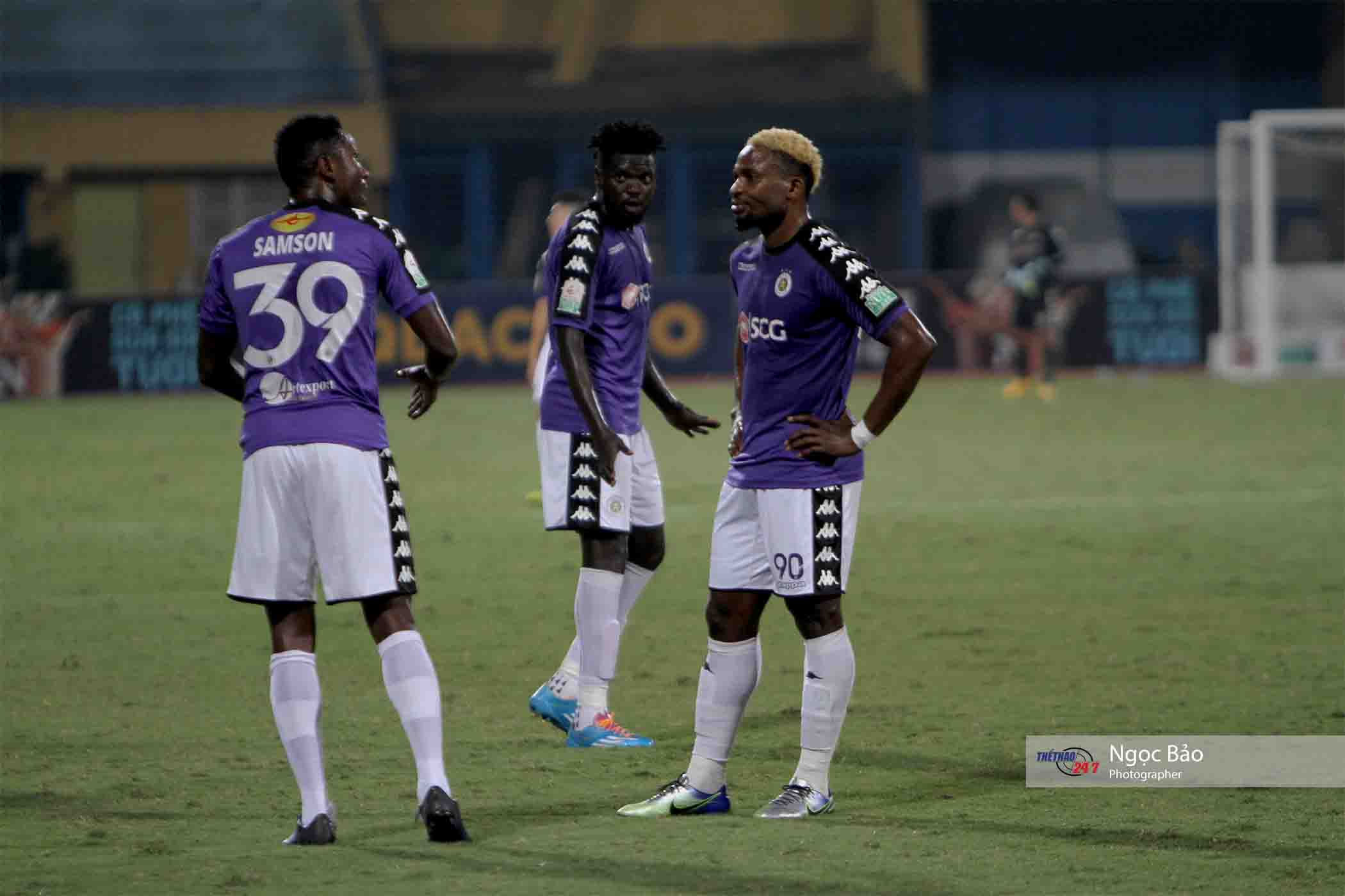 Các CLB tại V-League sẽ được tung ra sân tối đa 3 cầu thủ ngoại vleauge