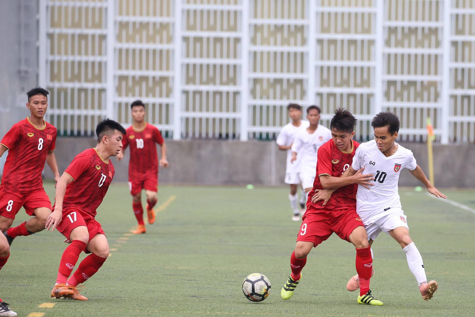 U18 Việt Nam không thể giành lợi thế sớm trước lượt đấu cuối cùng gặp U18 Hong Kong u18