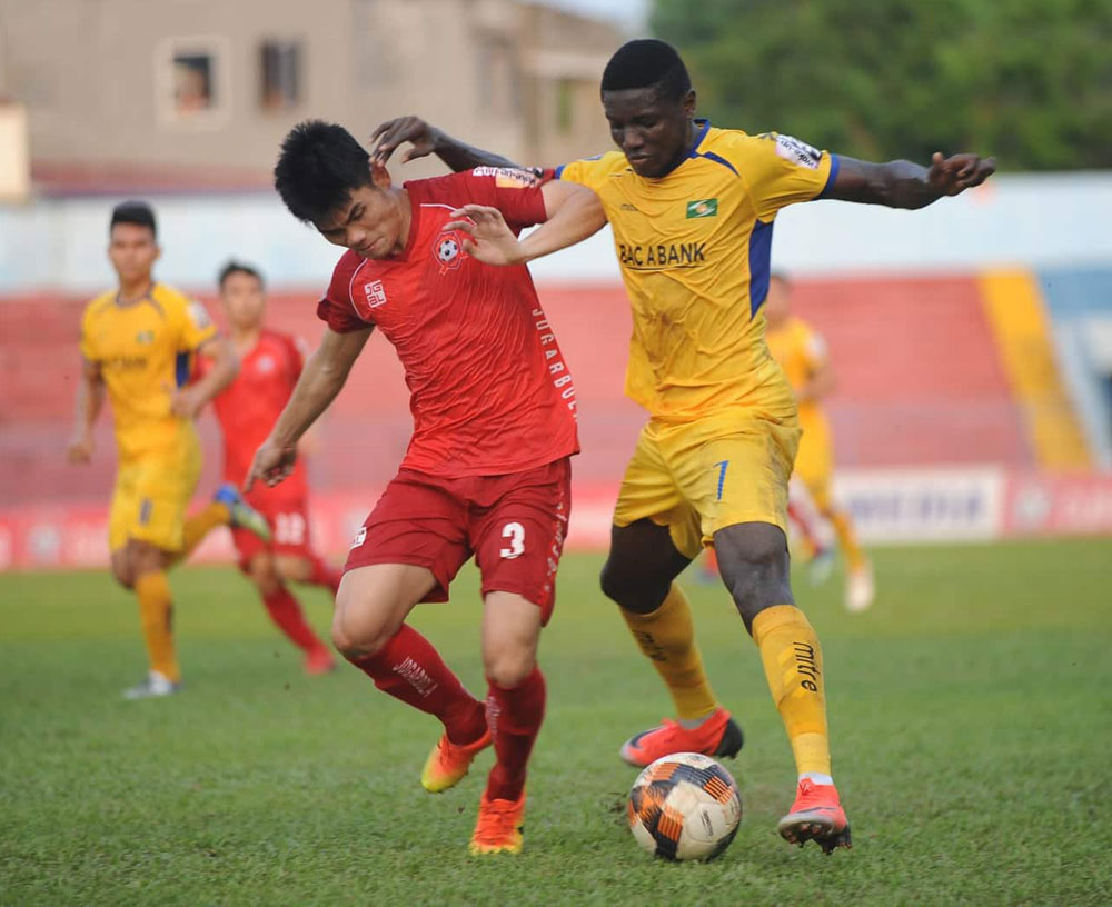 Hải Phòng giữ lại 1 điểm đầy ngoạn mục trên sân nhà. Ảnh: VPF hai phong vs thanh hoa
