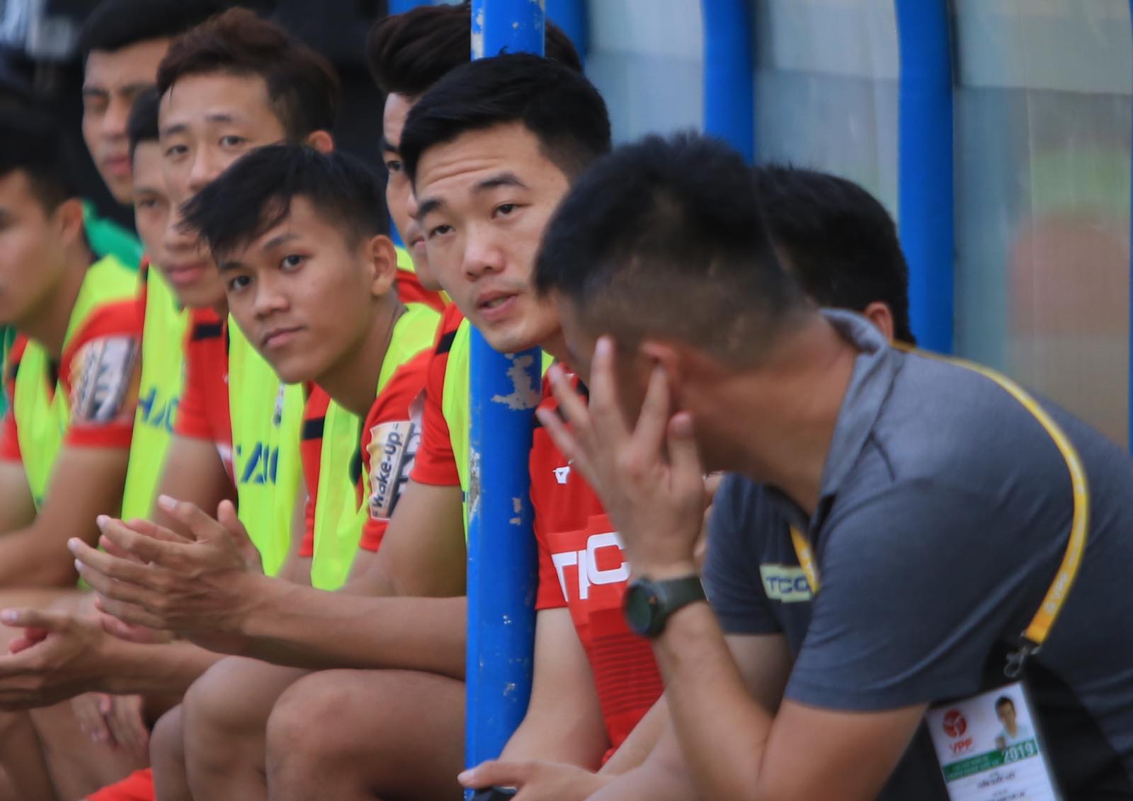 Sân Hàng Đẫy là nỗi ám ảnh với lứa Xuân Trường, Tuấn Anh. Ảnh: Ngọc Bảo xuan truong hagl