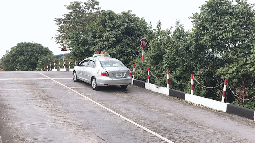 Đề-pa lên dốc trong thi sát hạch lái xe hạng B2