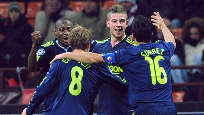 Eriksen, Alderweireld và Luis Suarez trong màu áo Ajax Champions League, bán kết Champions League, bán kết C1, Barcelona vs Liverpool, Tottenham vs Ajax