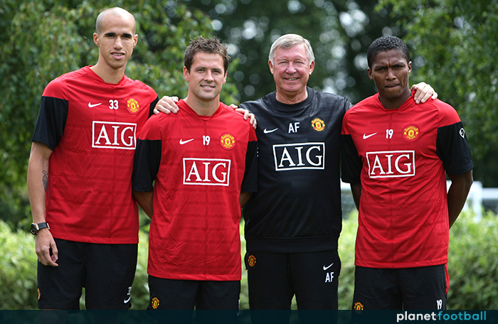 Valencia thuở mới đến M.U mùa 2009/2010 M.U, Man Utd, Manchester Utd, chuyển nhượng M.U, Antonio Valencia, đội trưởng M.U, M.U vs Cardiff, vòng 38 Ngoại hạng Anh