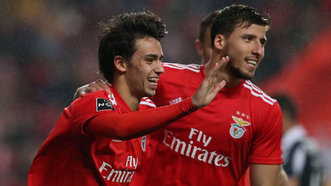 Felix và Dias (phải) là 2 ngôi sao quan trọng của Benfica Tin chuyển nhượng, chuyển nhượng, chuyển nhượng hôm nay, chuyển nhượng sáng 12/5, chuyển nhượng M.U, chuyển nhượng Man City, chuyển nhượng Barca, chuyển nhượng Real