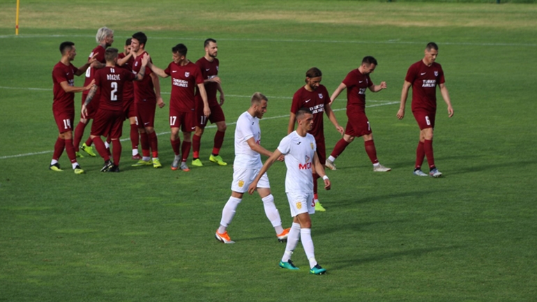 Sarajevo có chiến thắng đầu tay Sarajevo, CLB của ông chủ Việt Nam, Nguyễn Hoài Nam, cúp c1, Sarajevo nợ lương, Sarajevo vs Celtic