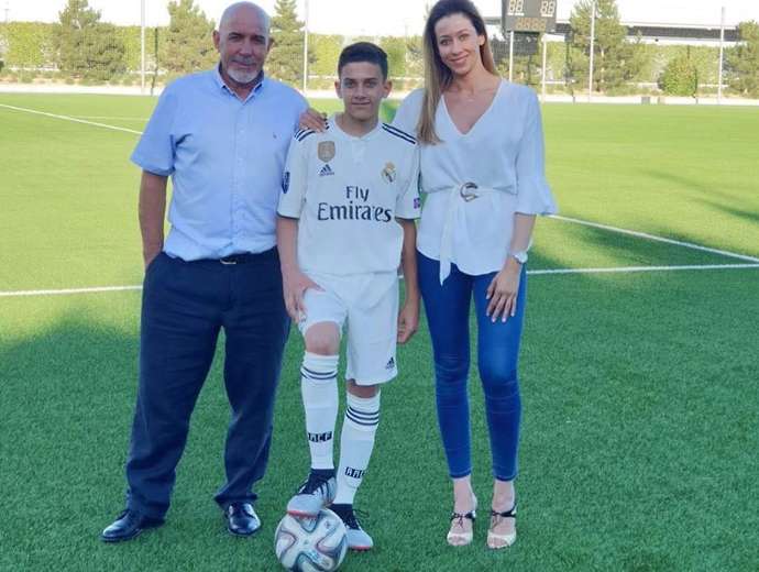 Lopez hân hoan trong ngày ra mắt Real Madrid con trai reyes, Tin chuyển nhượng, chuyển nhượng ngày 25/6, chuyển nhượng real, messi nhật, reyes, reyes qua đời, reyes tai nạn