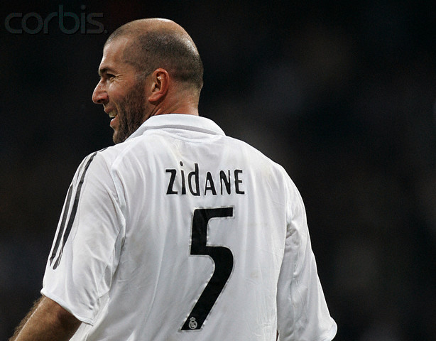 Zidane với chiếc áo số 5 real madrid, real, hazard, số áo hazard, chuyển nhượng real, lịch thi đấu real, huyền thoại real