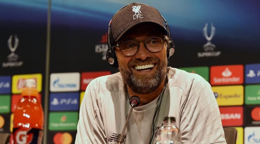 Xembongdahd đưa tin  Klopp: "Có đội còn ăn mừng nhiều hơn cả Liverpool giành cúp Jurgen-Klopp-190812-Smiles-G-1050