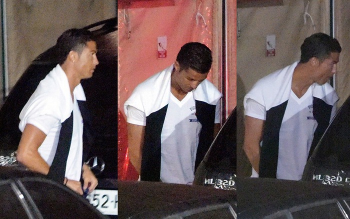 Ronaldo cũng từng bị bắt gặp với hành động tương tự - Ảnh: Twitter sao Atletico, ronaldo, ronaldo đệ nhị, tiểu ronaldo, ronaldo mới, la liga, lịch thi đấu la liga