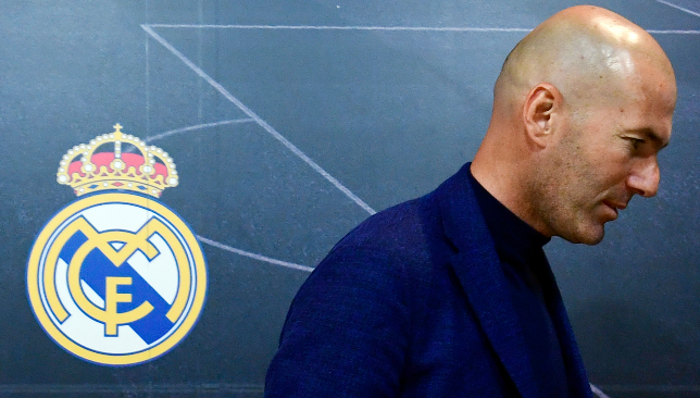 Zidane đang trải qua những ngày tháng buồn trong sự nghiệp - Ảnh: Sport360 Real Madrid, La Liga, Zidane, HLV Real Madrid, Florentino Perez, HLV thay thế Zidane, Real, PSG vs Real, ltd La Liga