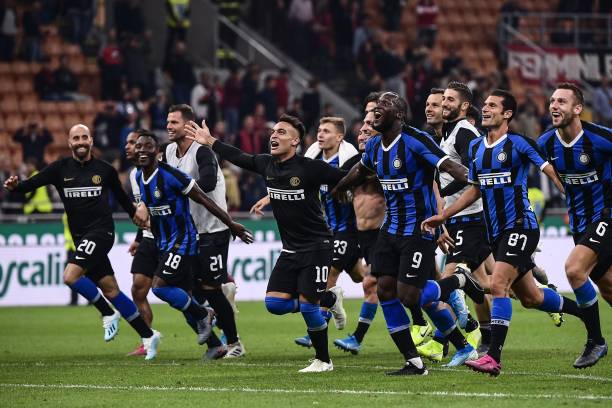 Inter vững vàng tại ngôi đầu - Ảnh: Getty Kết quả AC Milan vs Inter Milan, AC Milan vs Inter Milan, kết quả Serie A, video bàn thắng AC Milan vs Inter Milan