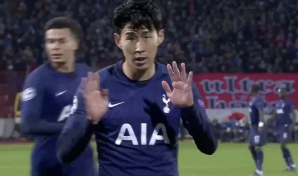 Son hành động ý nghĩa sau khi nổ súng tại Champions League - Ảnh: Express.uk Son Heung-min, Son Heung-min phạm lỗi, chấn thương của Andre Gomes, Andre Gomes, sao đỏ Belgrade vs Tottenham, Champions League