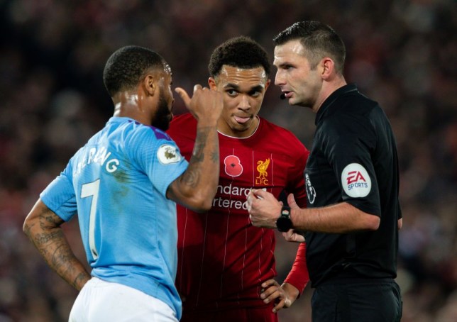 Pha bóng của Arnold là tâm điểm tranh cãi sau bàn mở tỉ số - Ảnh: Getty Liverpool vs Man City, kết quả Liverpool vs Man City, Arnold chạm tay, VAR, kết quả ngoại hạng anh, liverpool, man city