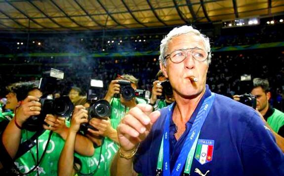 Marcelo Lippi và đêm Berlin huyền diệu, nơi Italia lên đỉnh thế giới năm 2006 - Ảnh: Printerest Vòng loại World Cup 2022, VL World Cup 2022, Việt Nam 1-0 UAE, Syria 2-1 Trung Quốc, Malaysia 2-1 Thái Lan, Iraq 1-0 Iran, Lippi, Nishino