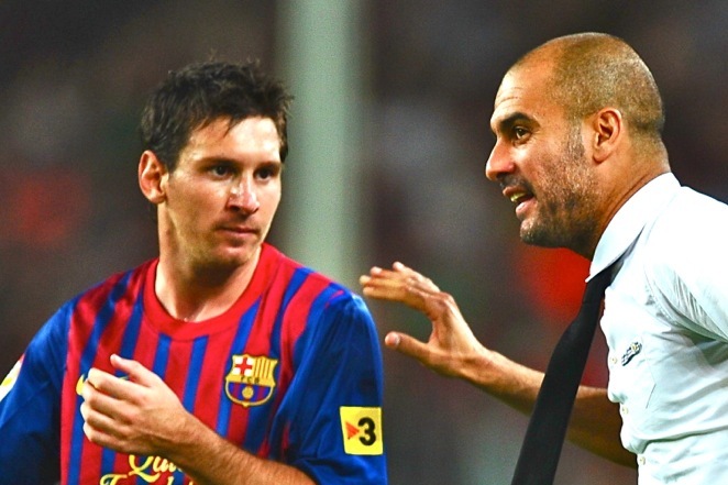 Hình ảnh này sẽ lại được tái hiện tại Etihad? - Ảnh: Bleacher Report Messi, Messi vs Abidal, Man City mua Mess, bến đỗ của Messi, Messi rời Barca, chuyển nhượng Barca, chuyển nhượng Man City