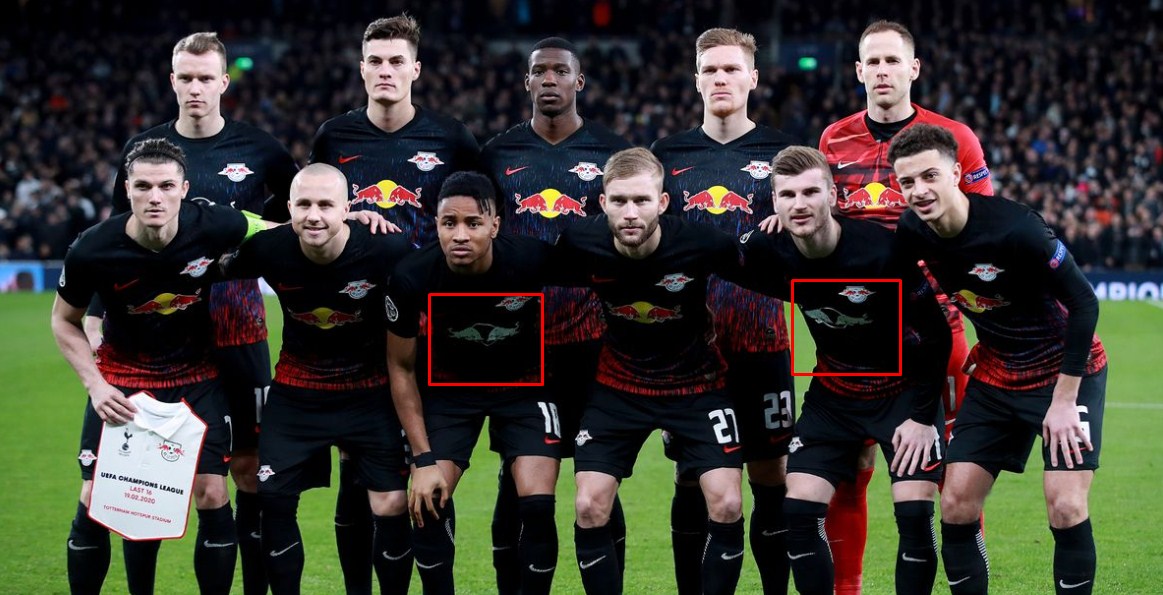 Werner cùng 2 đồng đội khác ra sân với chiếc áo không có logo nhà tài trợ - Ảnh: Internet Champions league, leipzig, tottenham, werner, kết quả tottenham 0-1 leipzig