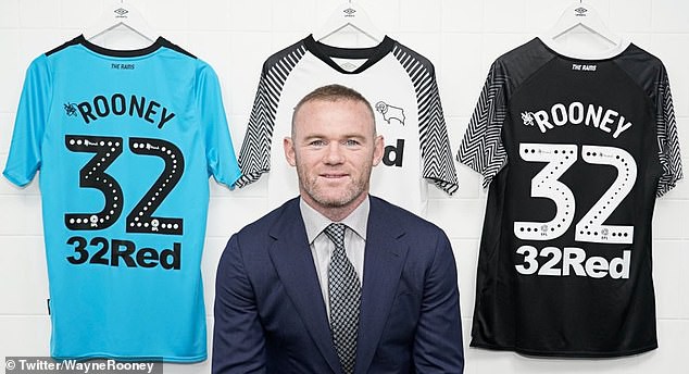 Rooney đang thi đấu cho MU giai đoạn cuối sự nghiệp - Ảnh: Internet Rooney, MU, Covid-19, Corona