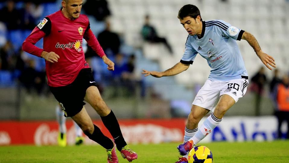Dovale (phải) trong màu áo Celta Vigo - Ảnh: Internet Covid-19, Barca, MLS