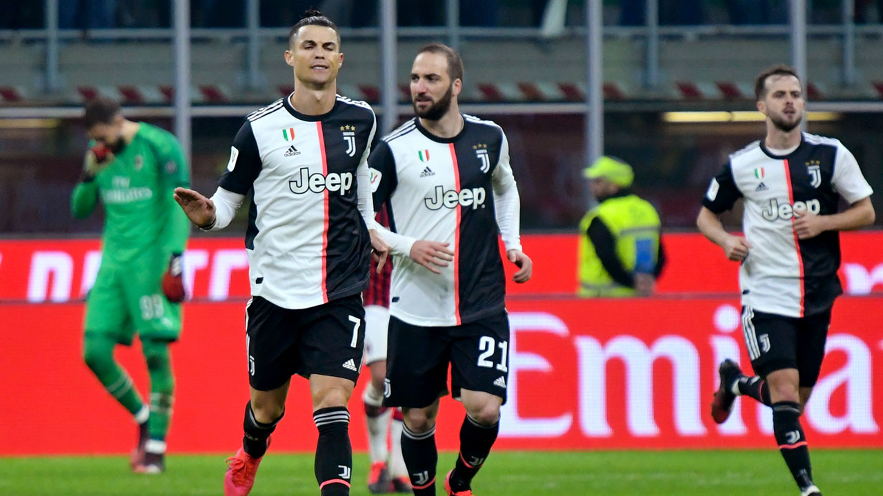 2 họng pháo của Juve có tổng số tuổi lên tới 67 - Ảnh: Internet Ronaldo, Juventus, Inter Milan, Lazio, Serie A, Covid-19