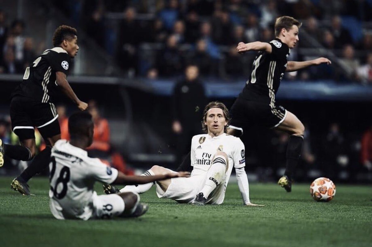 Modric và khoảnh khắc mang tính biểu - Ảnh: Internet Real Madrid, Luka Modric, Ronaldo