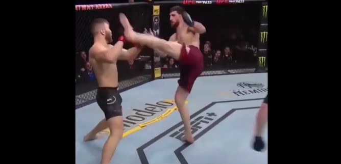 Cutelaba bị xử thua vì đi lảo đảo trong trận đấu - Ảnh: Screenshot video võ thuật, video mma, video kickboxing