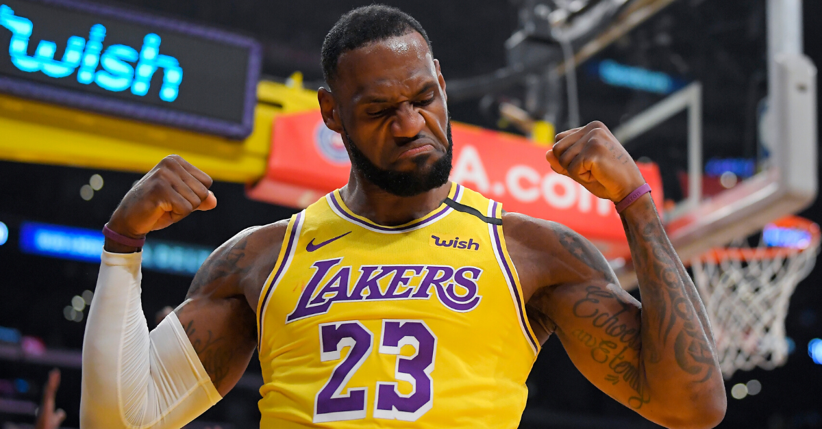 Ngôi sao của LA Lakers được kỳ vọng sẽ đem lại sức hút lớn cho Hustle - Ảnh: Internet NBA, tin tức bóng rổ, tin bóng rổ, LeBron James, Adam Sandler, Neymar, Money Heist