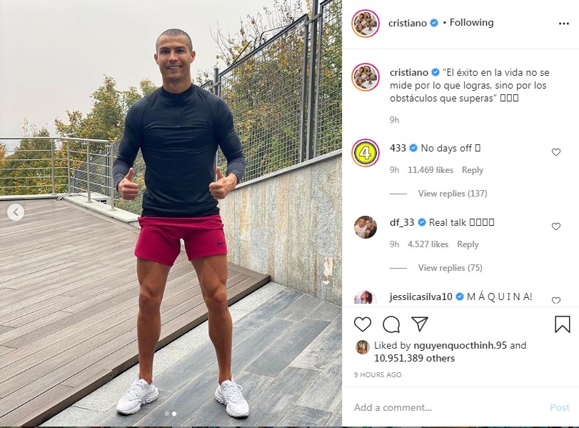 Giật mình với diện mạo lạ lẫm của Ronaldo