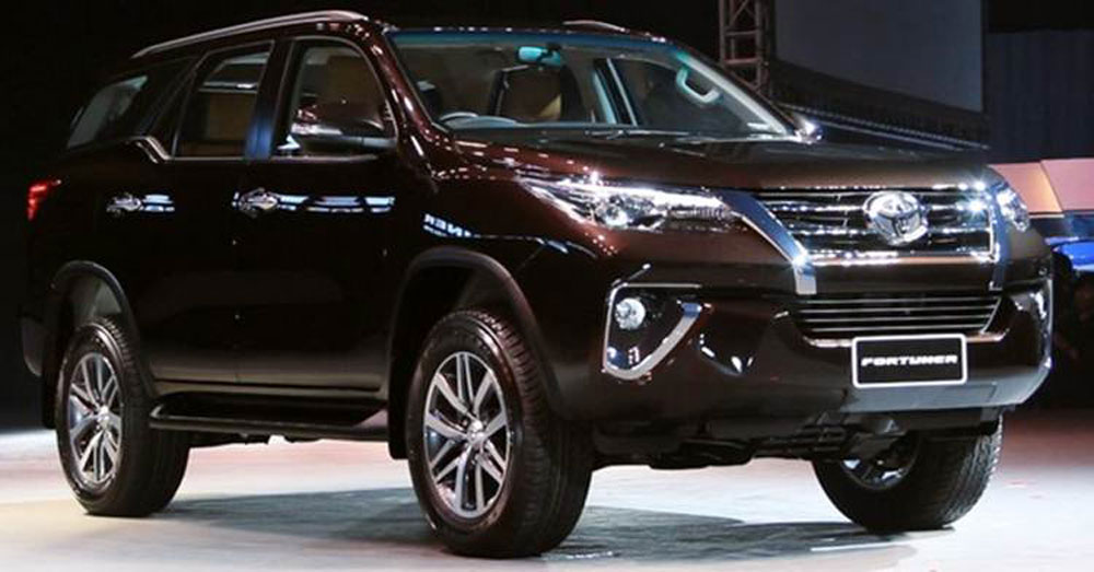 Khách muốn mua Toyota Fortuner vào thời điểm này phải chi 150 triệu đồng để mua thêm phụ kiện. Khách muốn mua Toyota Fortuner vào thời điểm này phải chi 150 triệu đồng để mua thêm phụ kiện.
