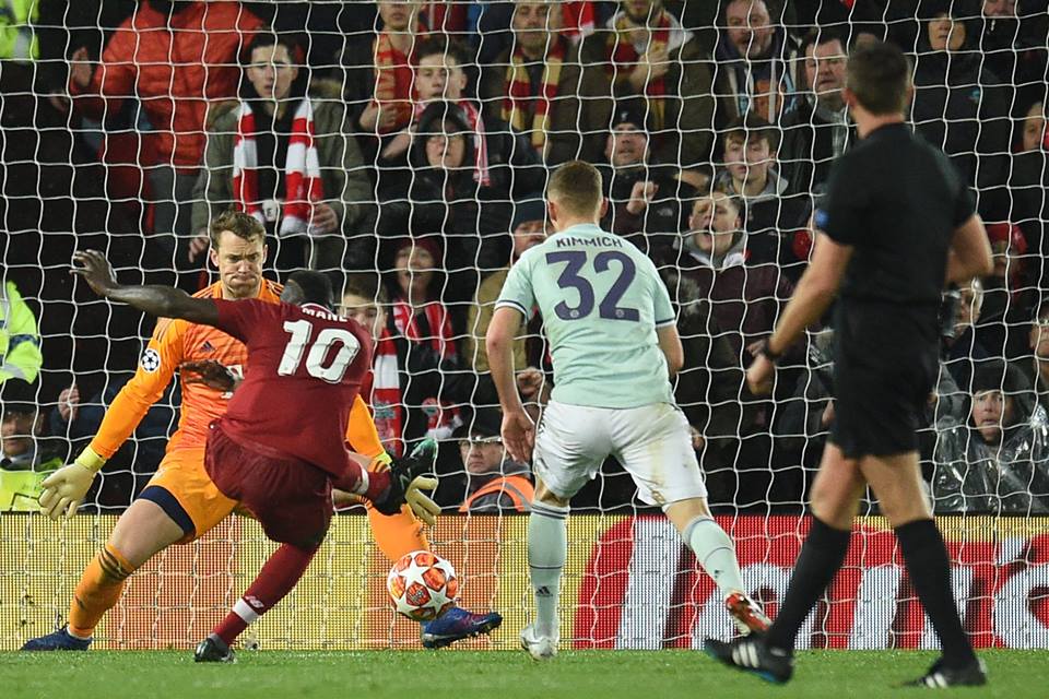 Neuer đã có trận đấu thứ 100 tại C1 Neuer, Bayern, Bayern Munich, Liverpool vs Bayern, C1, Champions League, vòng 1/8 C1