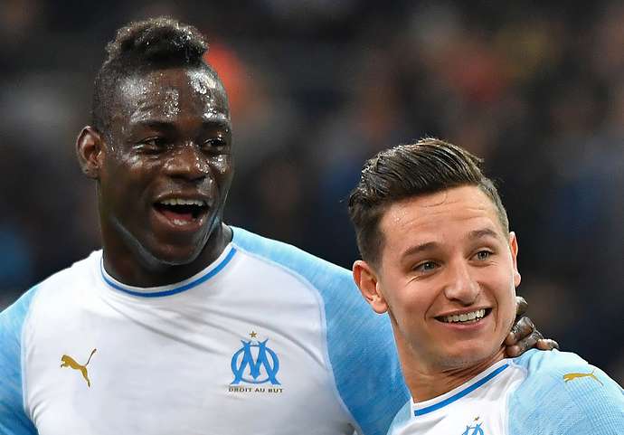 Balotelli từng nhiều lần đối đầu MU khi còn thi đấu cho Man City vòng 1/8 champions League, psg vs mu, psg, penalty psg vs mu, var psg vs mu, psg, balotelli, mu