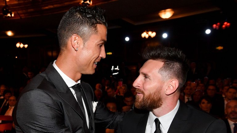 Mỗi người đều giành được 5 Quả bóng vàng ronaldo vs messi, messi và ronaldo, messi vs ronaldo, messi, ronaldo, messi vs real madrid,