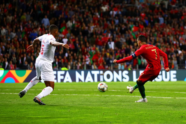 Ronaldo tỏa sáng lập hat-trick vào lưới Thụy Sĩ kết quả Bồ Đào Nha vs thụy sĩ, video bàn thắng Bồ Đào Nha vs thụy sĩ, tỷ số Bồ Đào Nha vs thụy sĩ, Bồ Đào Nha, thụy sĩ, nations league, nations league 2019, bán kết nations league, ronaldo