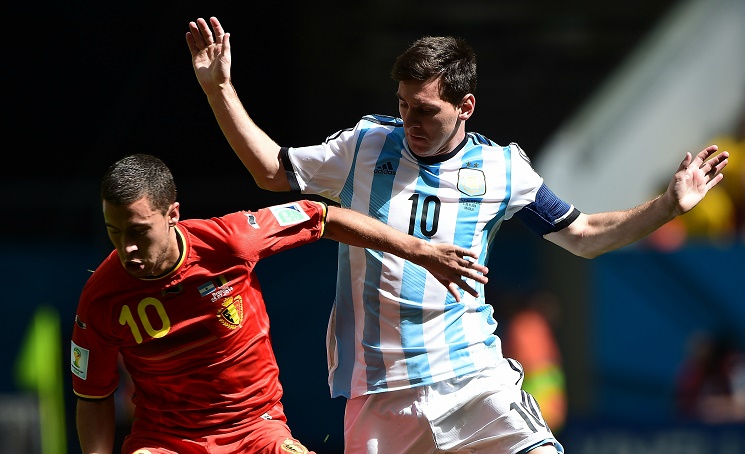 Hazard sẽ có nhiều dịp đối đầu Messi từ mùa giải tới hazard, messi, hazard messi, hazard vs messi, hazard nói về messi, hazard ca ngợi messi, cầu thủ xuất sắc nhất thế giới, chelsea, real madrid, barca, barcelona