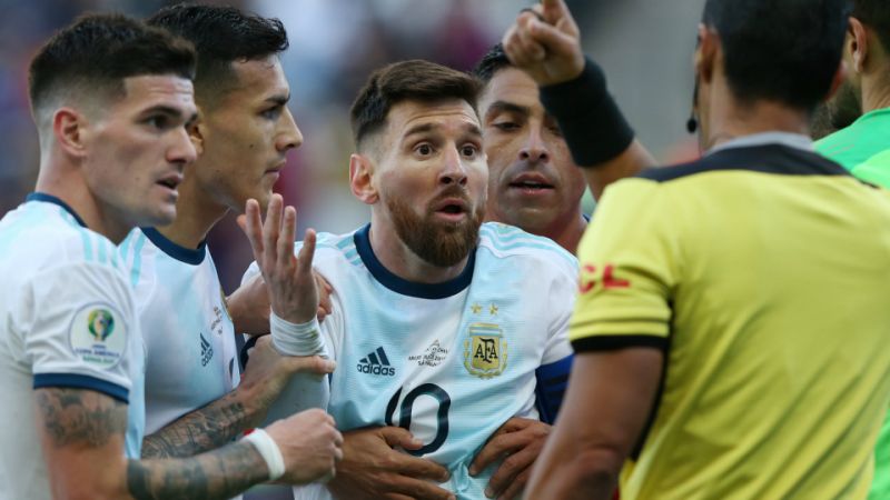 Tiền đạo 32 tuổi liên tục chỉ trích các trọng tài messi, messi argentina, messi copa america, argentina, copa america, quả bóng vàng, qbv