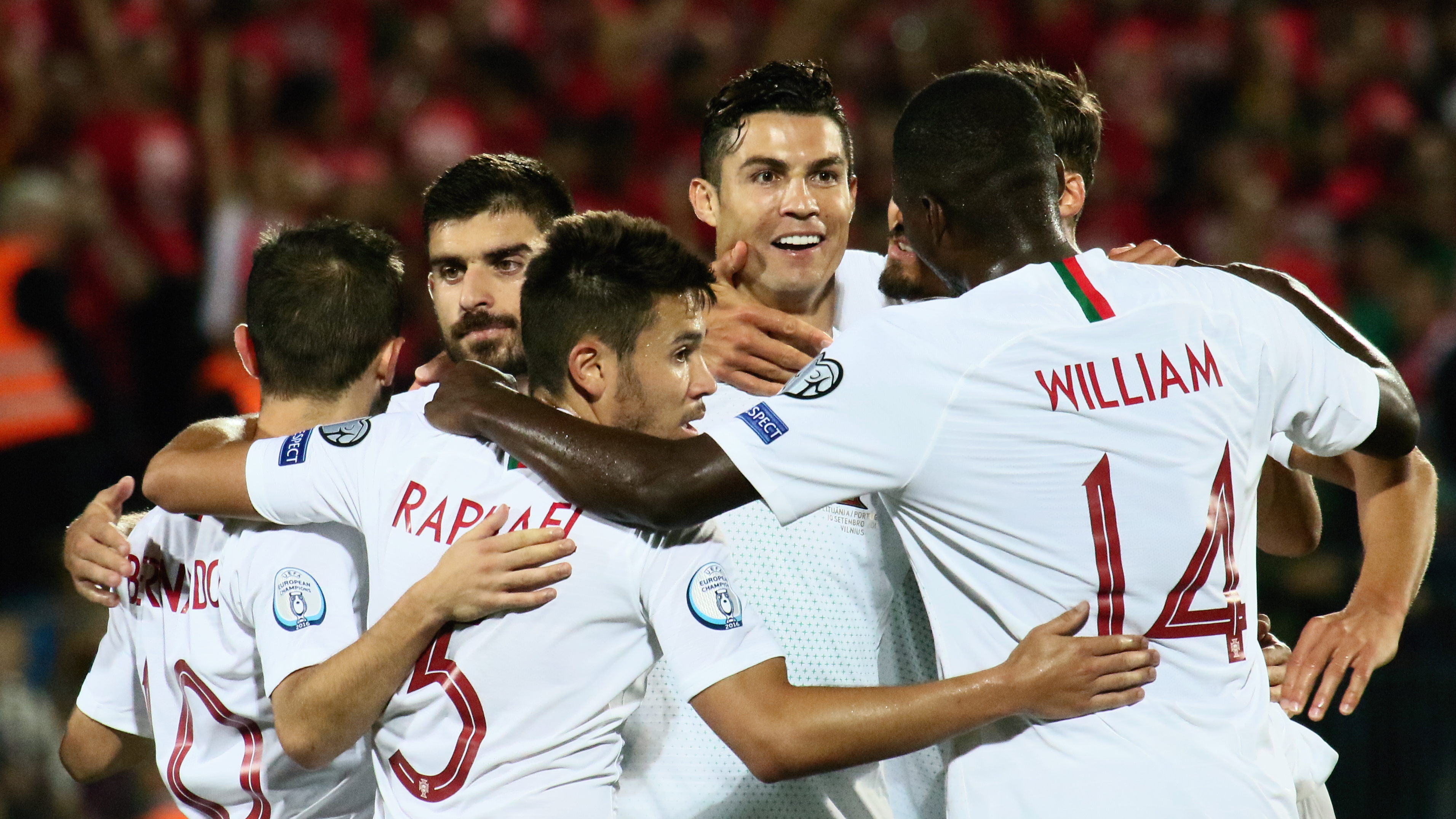 Ronaldo cùng Bồ Đào Nha liên tiếp gặt hái thành công trong vài năm gần đây. Ảnh: Getty Images Ronaldo, Bồ Đào Nha, vòng loại euro 2020, bồ đào nhà vs lithuania