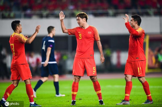 Trung Quốc ghi được 12 bàn chỉ sau 2 trận tại vòng loại World Cup 2022. Ảnh: Sina việt nam 1-0 malaysia, kết quả vòng loại world cup 2022, vòng loại world cup 2022, kết quả vòng loại world cup, đông nam á