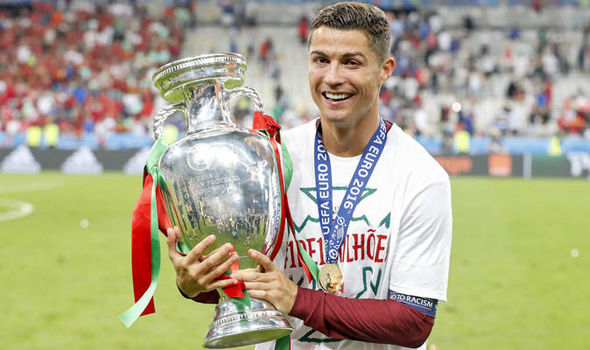 Ronaldo từng cùng Bồ Đào Nha giành chức vô địch EURO 2016. Ảnh: Getty Images Ronaldo, Danilo, Ronaldo Juventus, Juventus, world cup