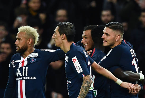 Hàng công PSG thay nhau ghi bàn. Ảnh: Getty Kết quả PSG vs Saint-Etienne, PSG vs Saint-Etienne, Neymar, Mbappe, Cabaye, Việt Nam, sao gốc việt