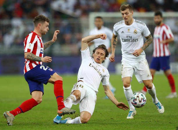 Trận đấu giữa Real Madrid vs Atletico Madrid diễn ra quyết liệt. Ảnh: Getty Kết quả Real Madrid vs Atletico Madrid, Real Madrid vs Atletico Madrid, Kết quả Siêu cúp Tây Ban Nha