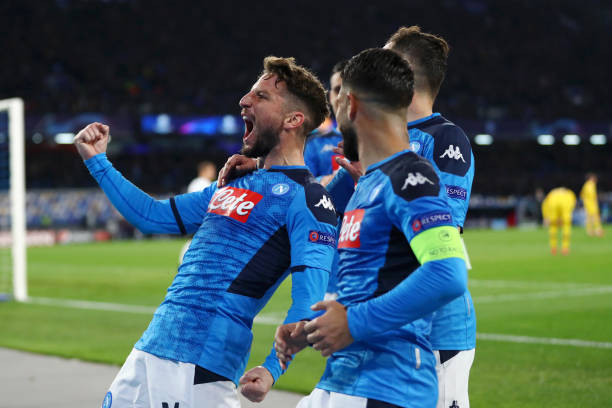 Napoli sẽ hội quân bất chấp khuyến cáo của chính phủ. Ảnh: Getty Serie A, Napoli, Lazio, Covid-19, virus corona