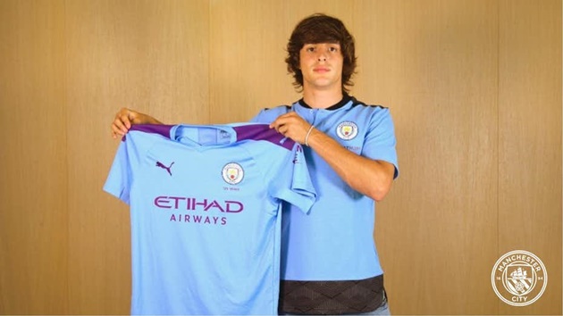 Pablo Moreno chính thức gia nhập Man City. Ảnh: Manchester City FC Tin chuyển nhượng, chuyển nhượng bóng đá, chuyển nhượng bóng đá hôm nay, Man City, Juventus