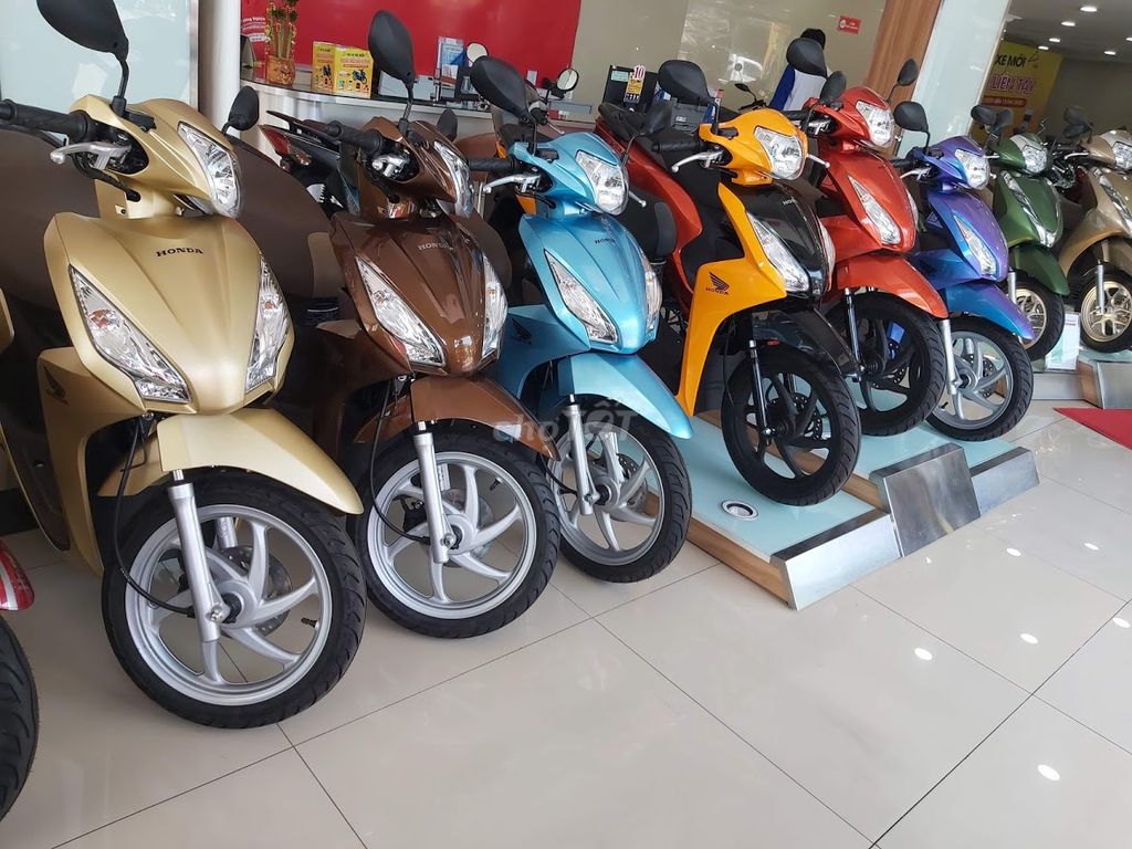 Nữ giới nên mua xe tay ga nào? mau xe tay ga dep gia re cho nu gioi