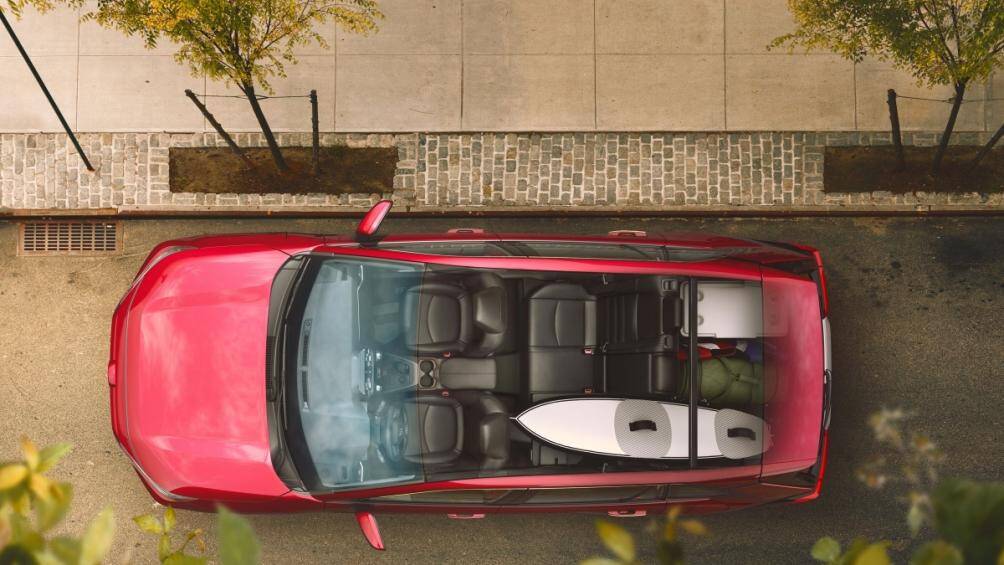 Khoang cabin xe Toyota RAV4