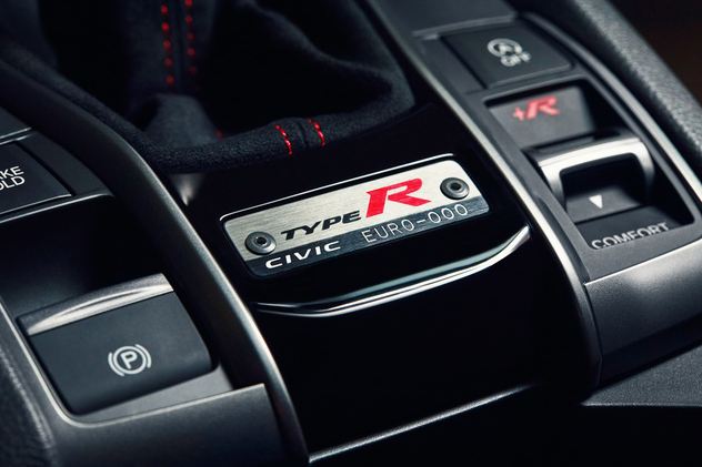 Hệ thống khởi động và lựa chọn chế độ lái của Honda Civic Type R Limited Edition