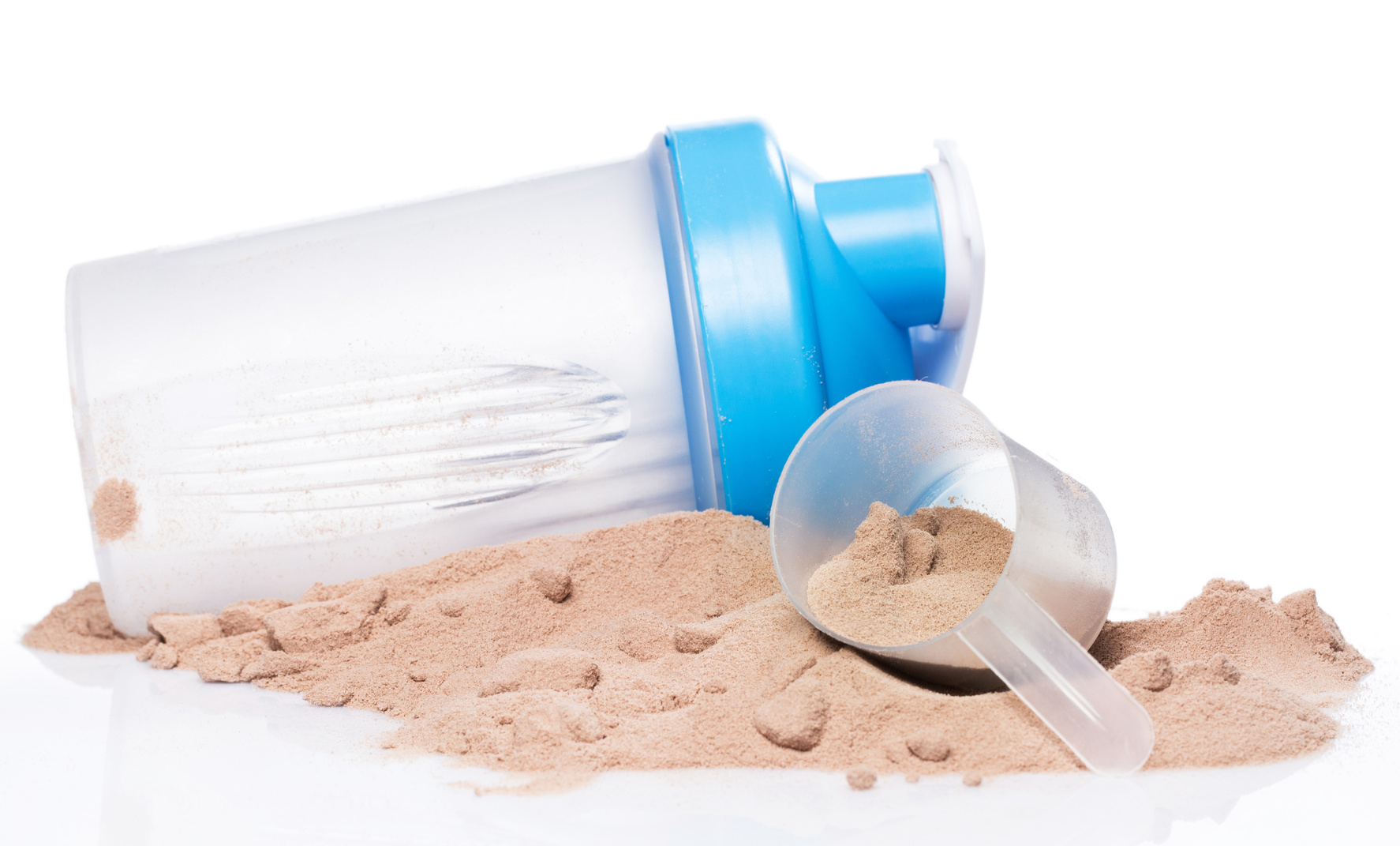 Bạn có thể sử dụng whey protein khi ngủ dậy, sau tập và trước khi ngủ