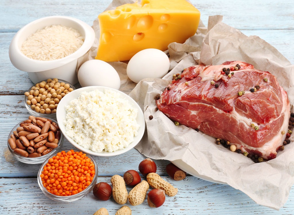 Thừa protein thường dẫn tới tình trạng rồi loạn về chuyển hóa trong cơ thể