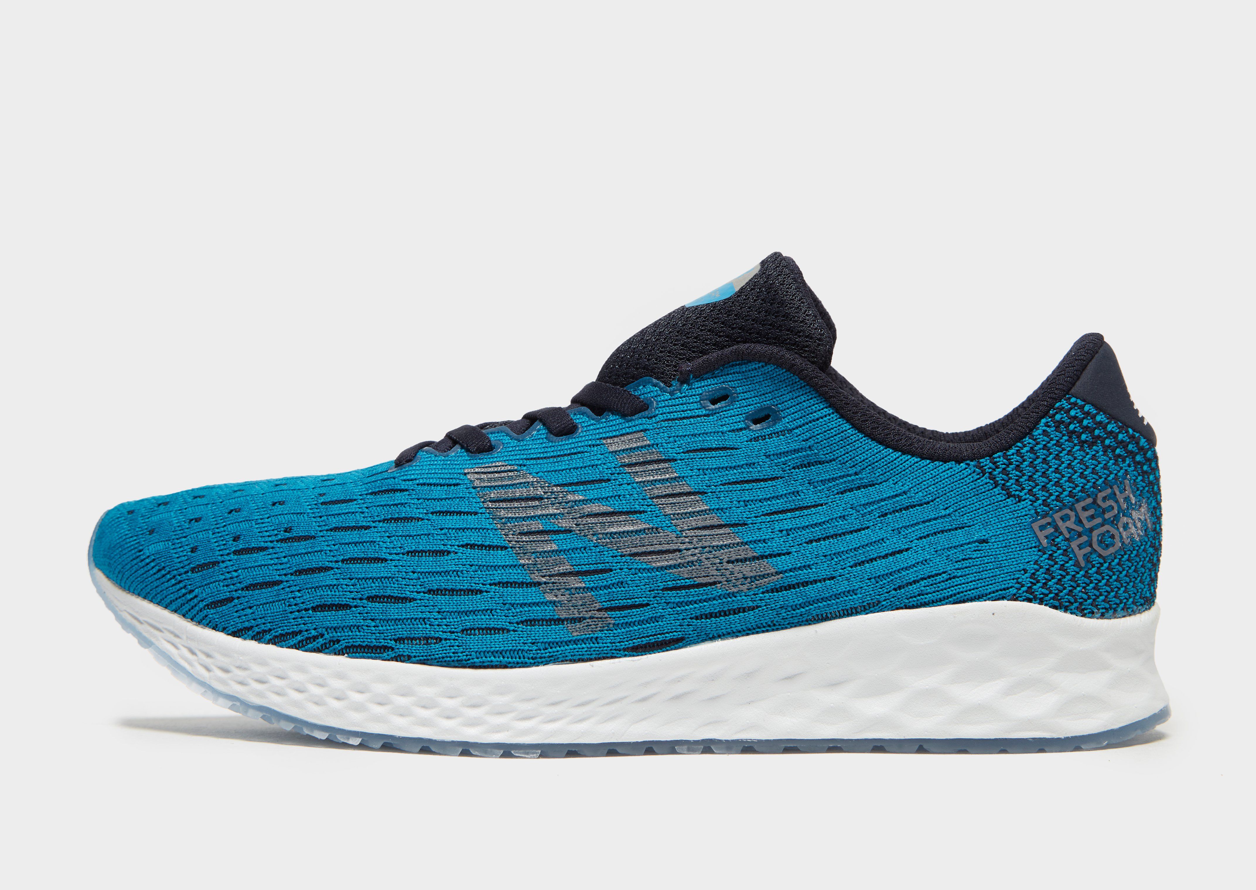 New Balance Fresh Foam Zante Pursuit là một đôi giày tập với trọng lượng khá nhẹ