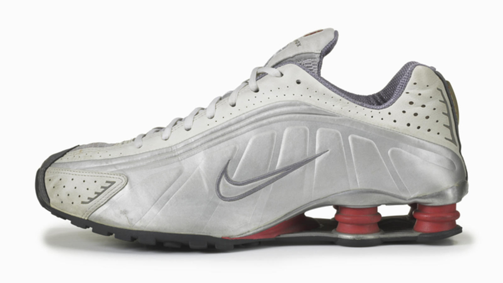 Mẫu Nike Shox R4 ra mắt vào năm 2000 từng là mơ ước của Neymar