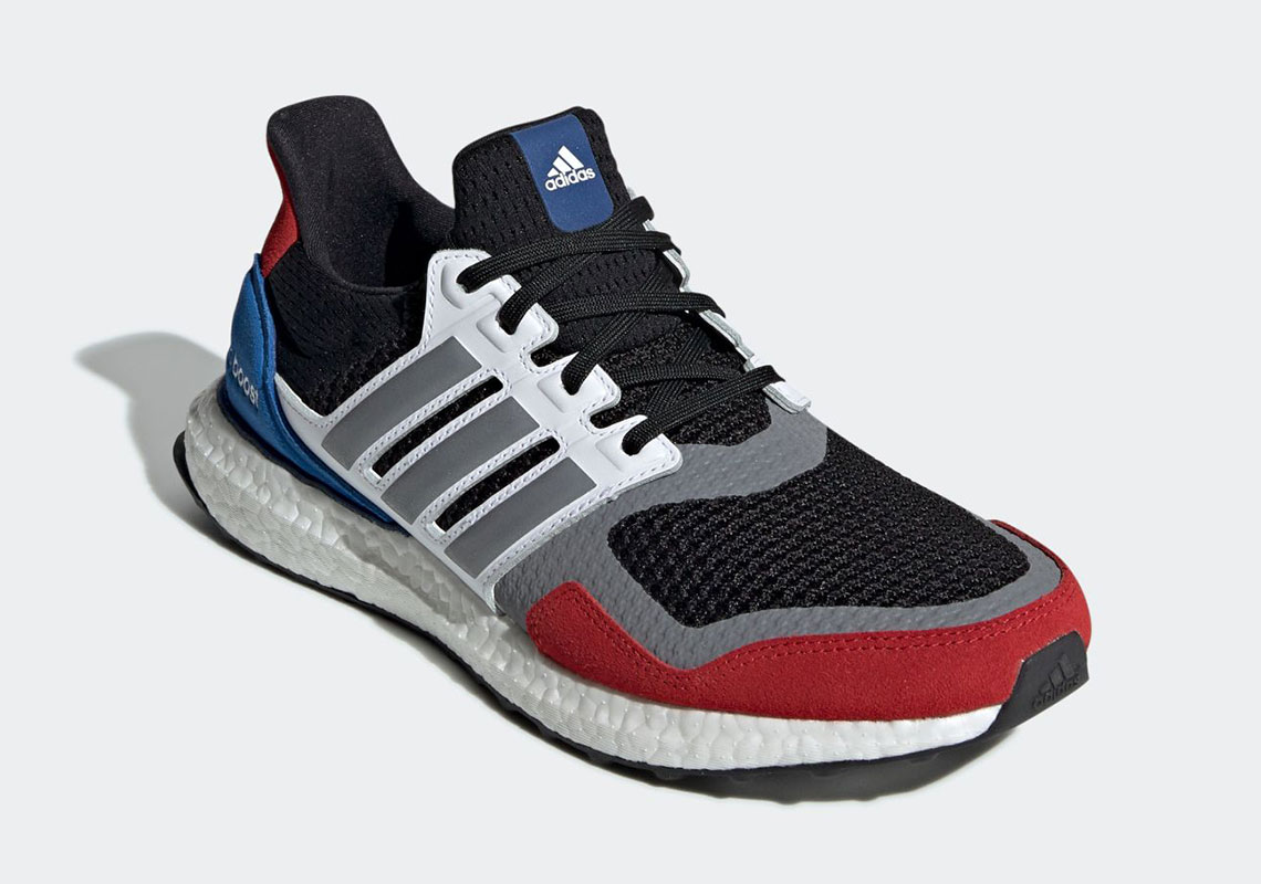 Adidas Ultra Boost S&L kết hợp sử dụng giữa vật liệu Primeknit và chất liệu da cổ điển