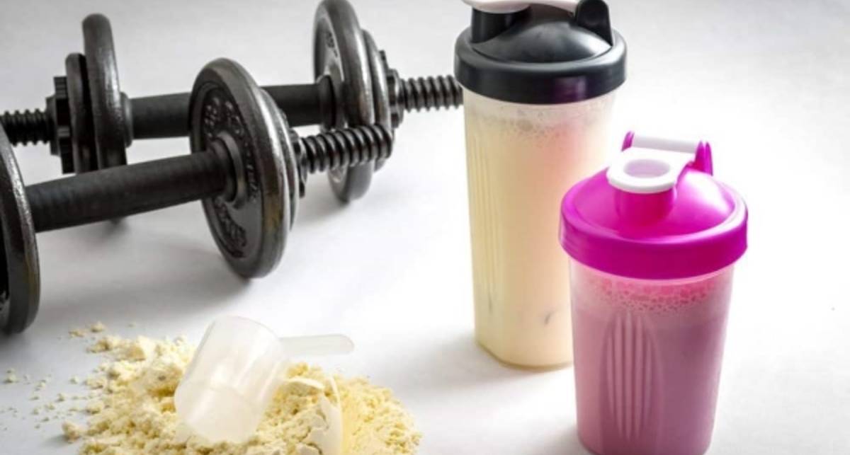 Whey protein được coi là loại thực phẩm khá phù hợp để ăn trước khi tập gym vào buổi sáng